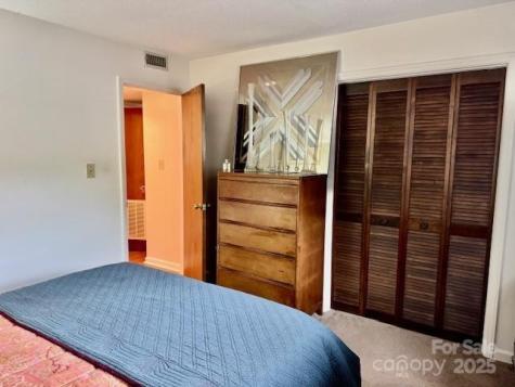 123 23rd Street NW Hickory NC 28601