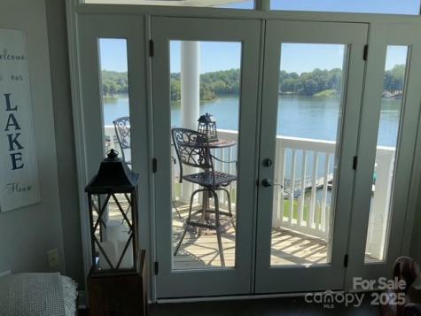 637 Williamson Road Mooresville NC 28117