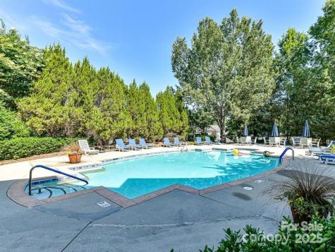 637 Williamson Road Mooresville NC 28117