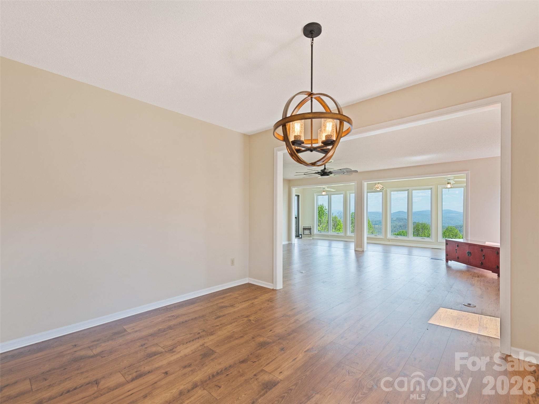 602 Fleetwood Plaza Hendersonville NC 28739