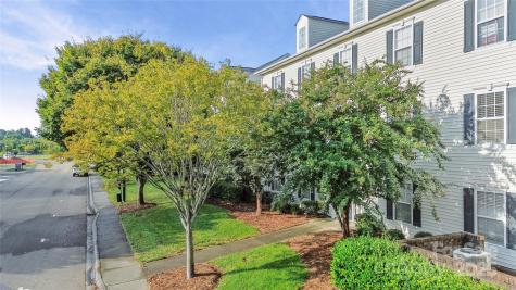 3845 Carl Parmer Drive Harrisburg NC 28075