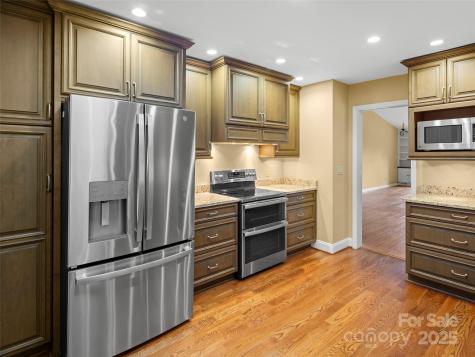 5 Ridge Terrace Asheville NC 28804