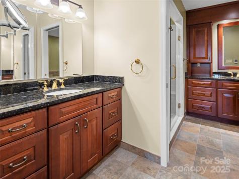 5 Ridge Terrace Asheville NC 28804