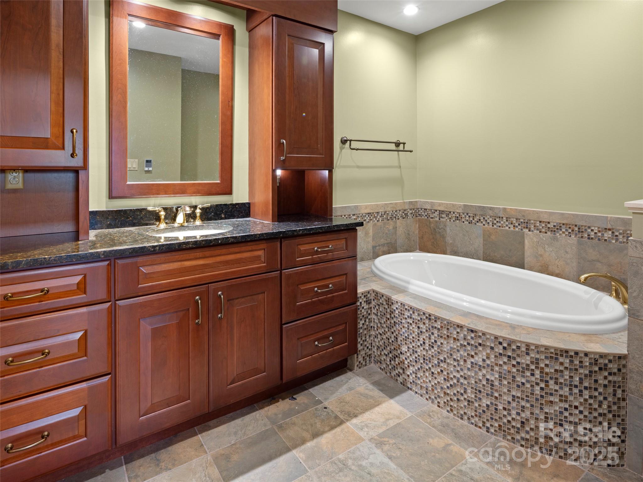 5 Ridge Terrace Asheville NC 28804