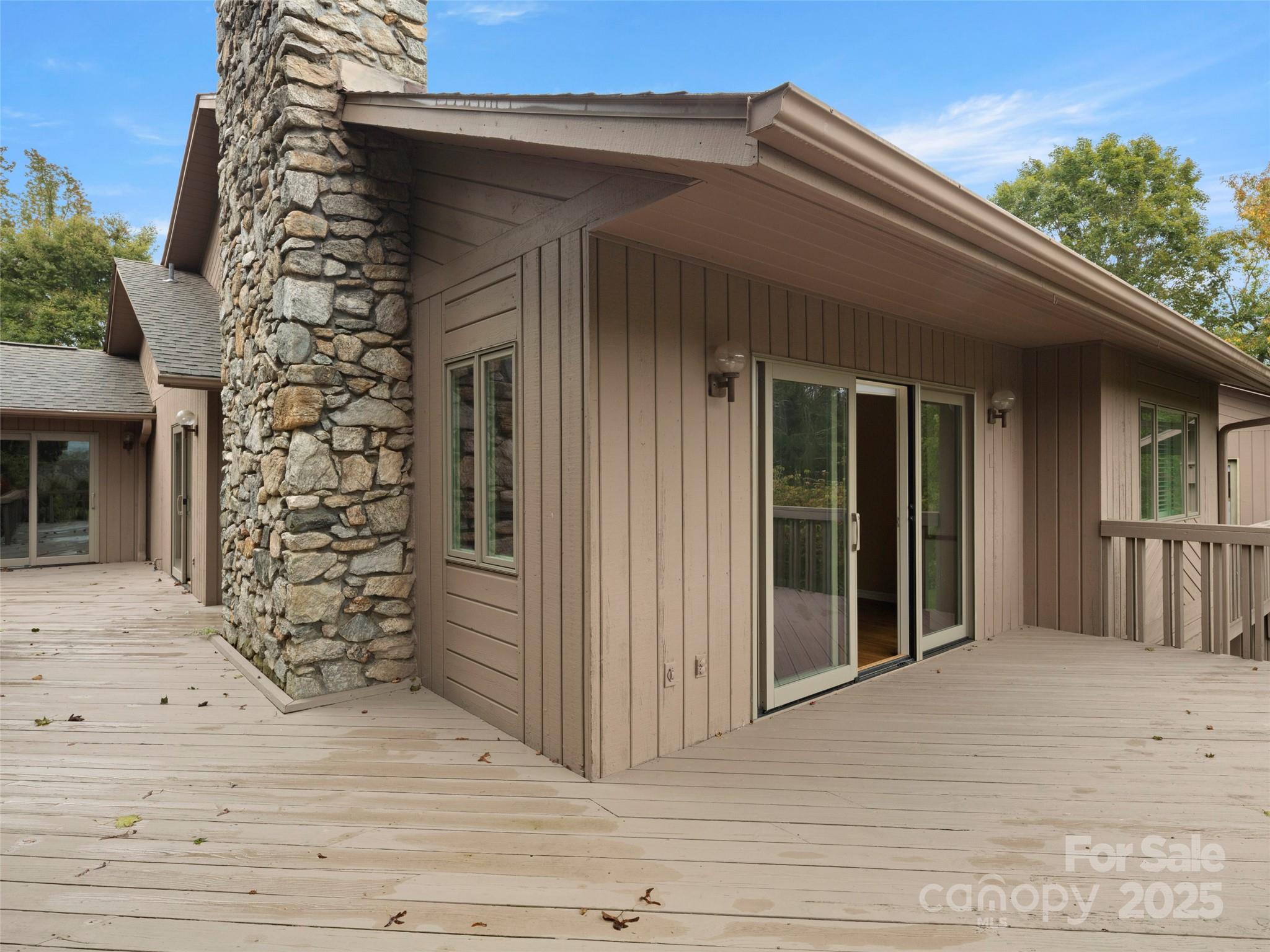 5 Ridge Terrace Asheville NC 28804