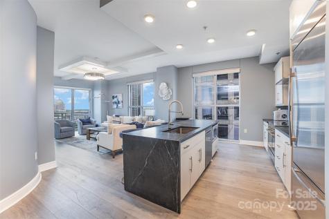 333 W Trade Street Charlotte NC 28202