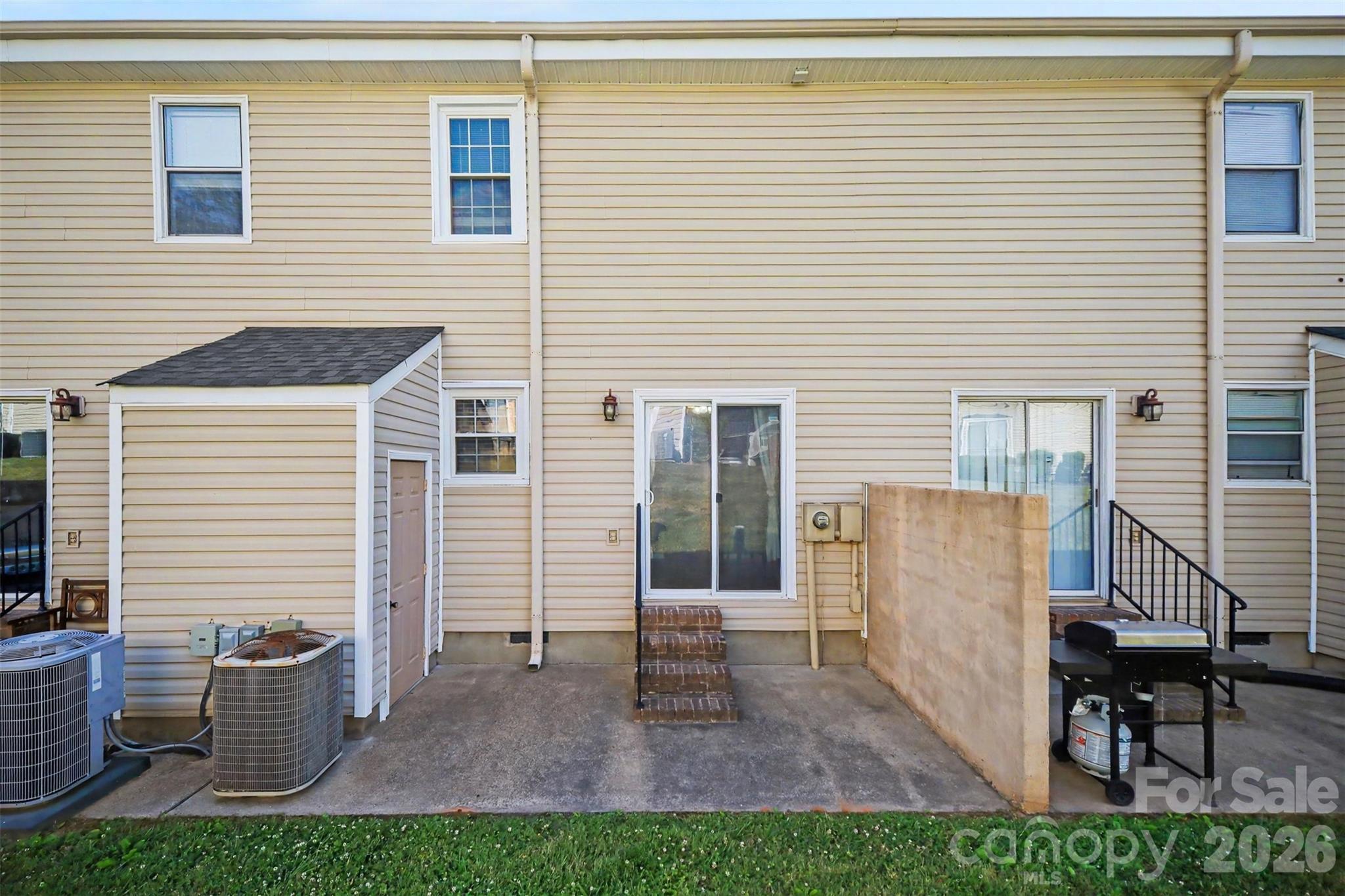 973 Surry Lane Gastonia NC 28054