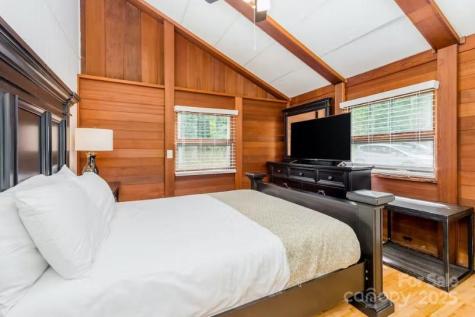 20 Lake Jordan Drive Flat Rock NC 28731