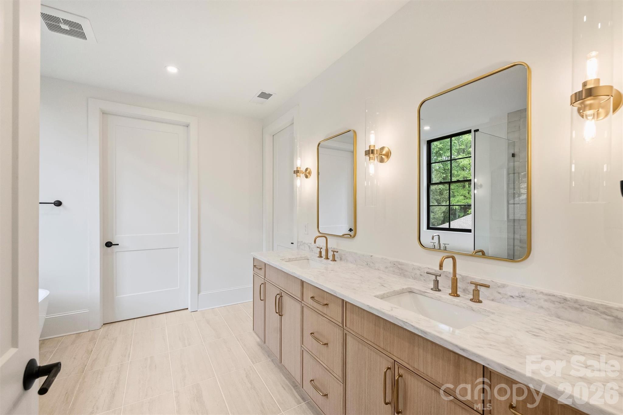 409 Queens Road Charlotte NC 28207