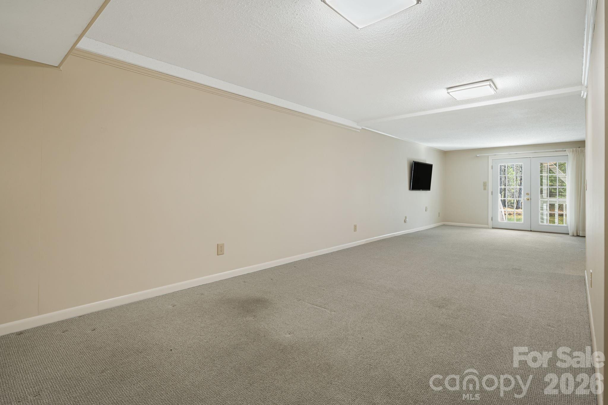 84 Lakeview Court Brevard NC 28712