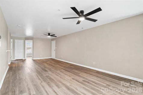 1134 Plaza Walk Drive Charlotte NC 28215