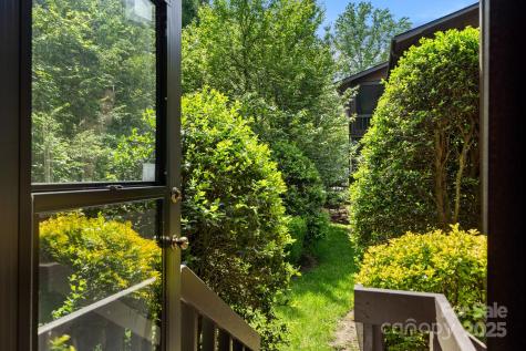 115 #2 Bent Tree Drive Hendersonville NC 28739