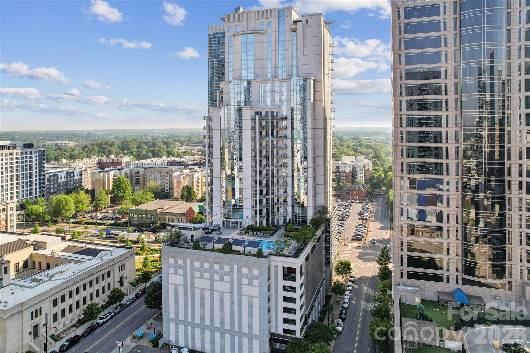 333 W Trade Street Charlotte NC 28202