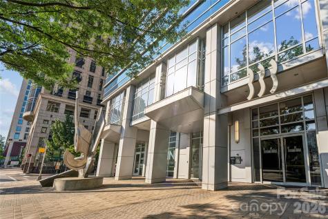 333 W Trade Street Charlotte NC 28202