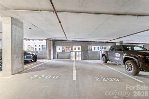 333 W Trade Street Charlotte NC 28202