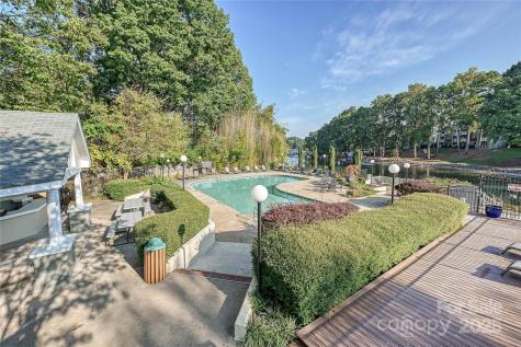 19901 Henderson Road Cornelius NC 28031