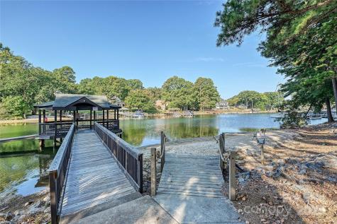 19901 Henderson Road Cornelius NC 28031