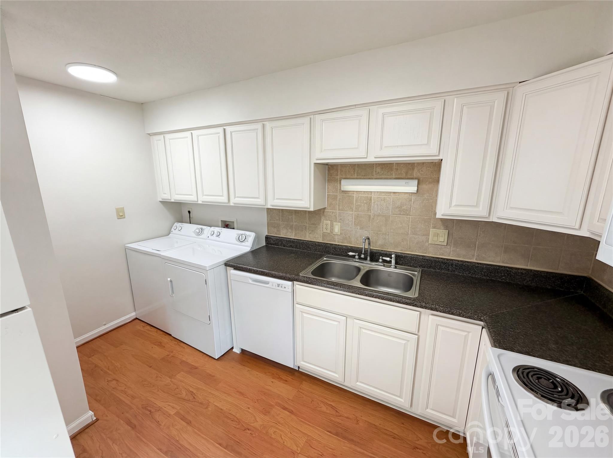 1911 Smoke Ridge Court Charlotte NC 28210