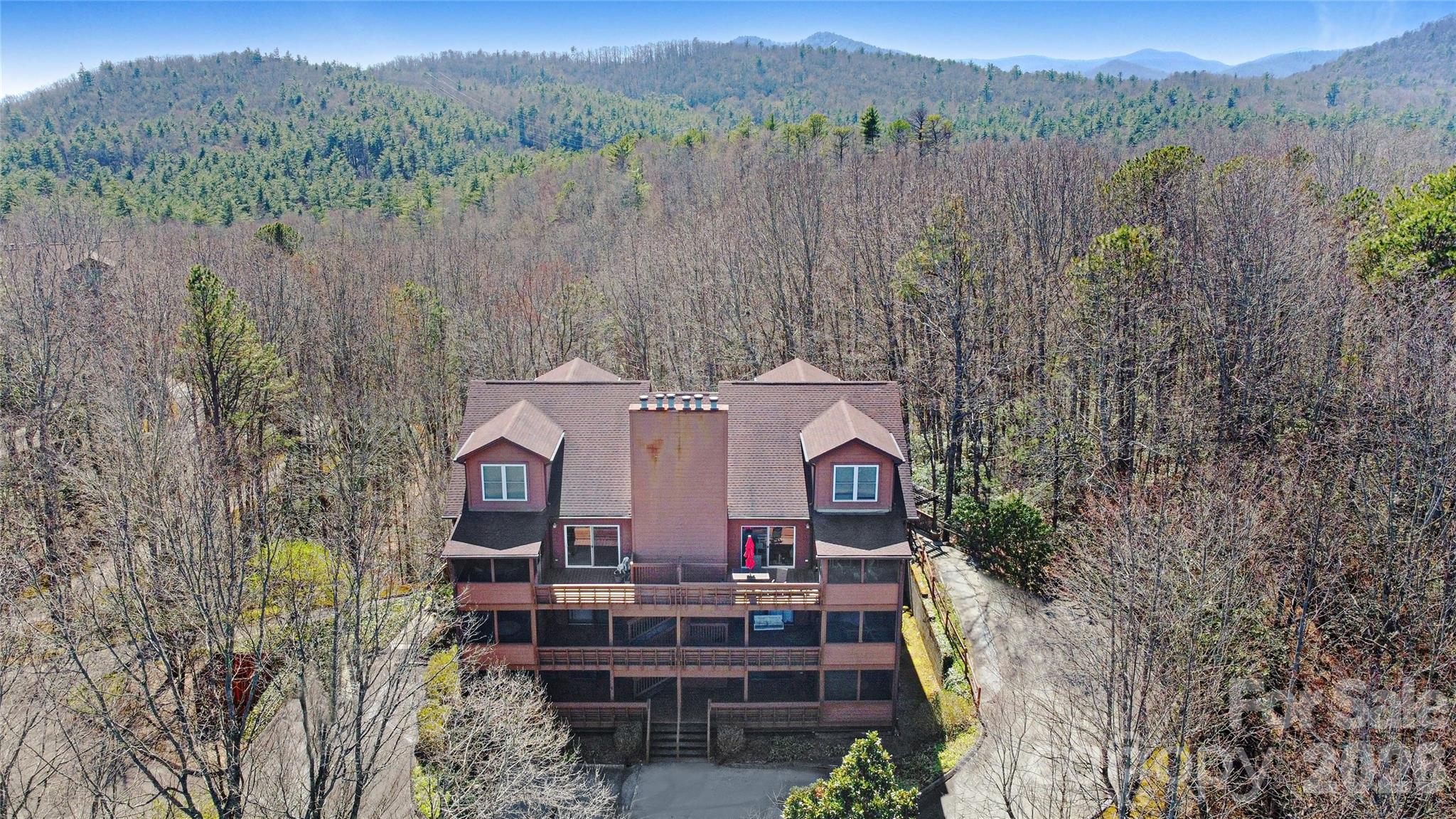 157 Toxaway Views Drive Lake Toxaway NC 28747