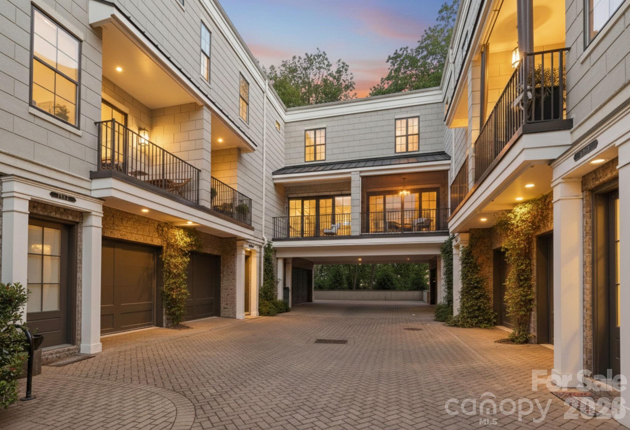 1708 Lombardy Circle Charlotte NC 28203