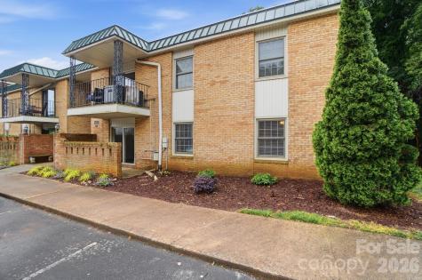 4754 Hedgemore Drive Charlotte NC 28209