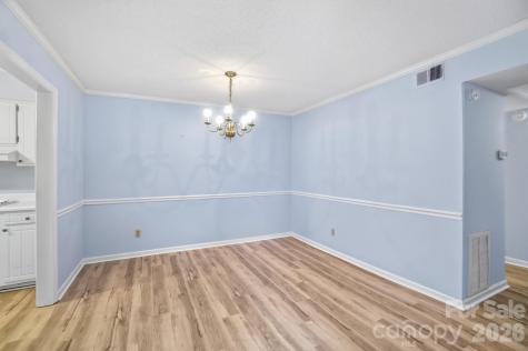 4754 Hedgemore Drive Charlotte NC 28209