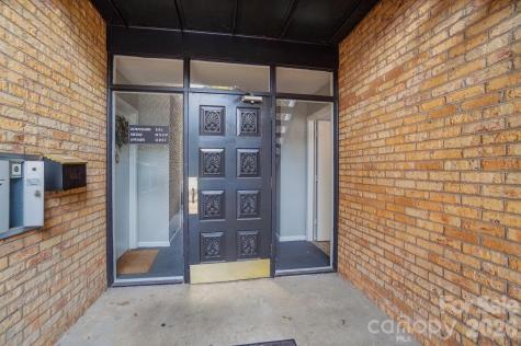 4754 Hedgemore Drive Charlotte NC 28209