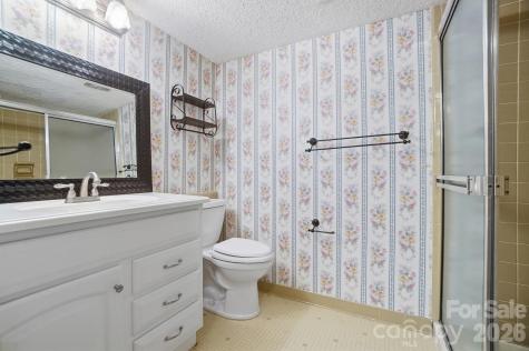 4754 Hedgemore Drive Charlotte NC 28209