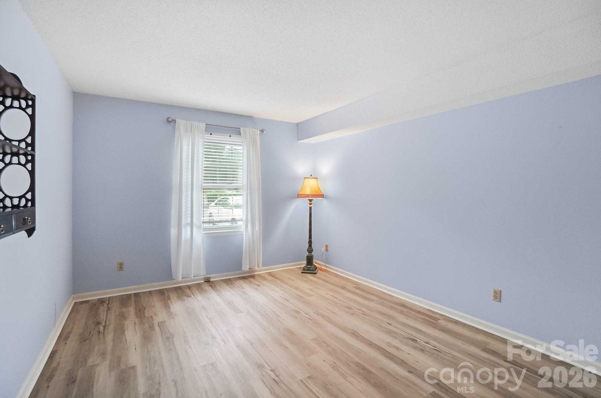 4754 Hedgemore Drive Charlotte NC 28209