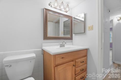 4754 Hedgemore Drive Charlotte NC 28209