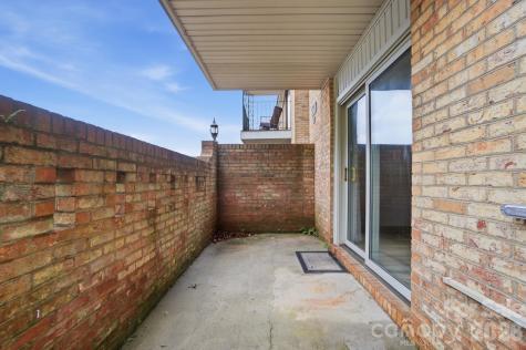 4754 Hedgemore Drive Charlotte NC 28209