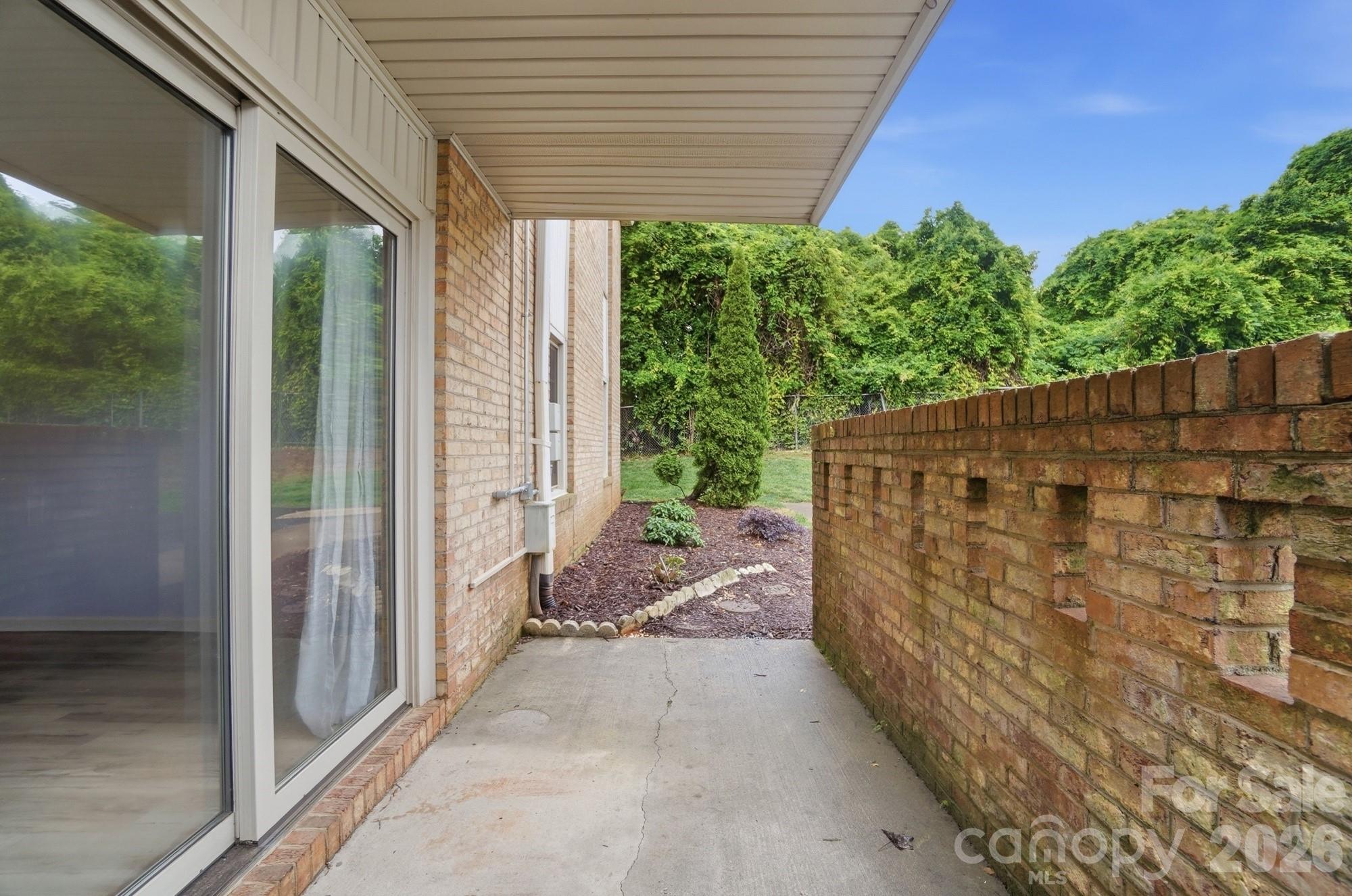 4754 Hedgemore Drive Charlotte NC 28209