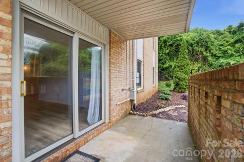 4754 Hedgemore Drive Charlotte NC 28209
