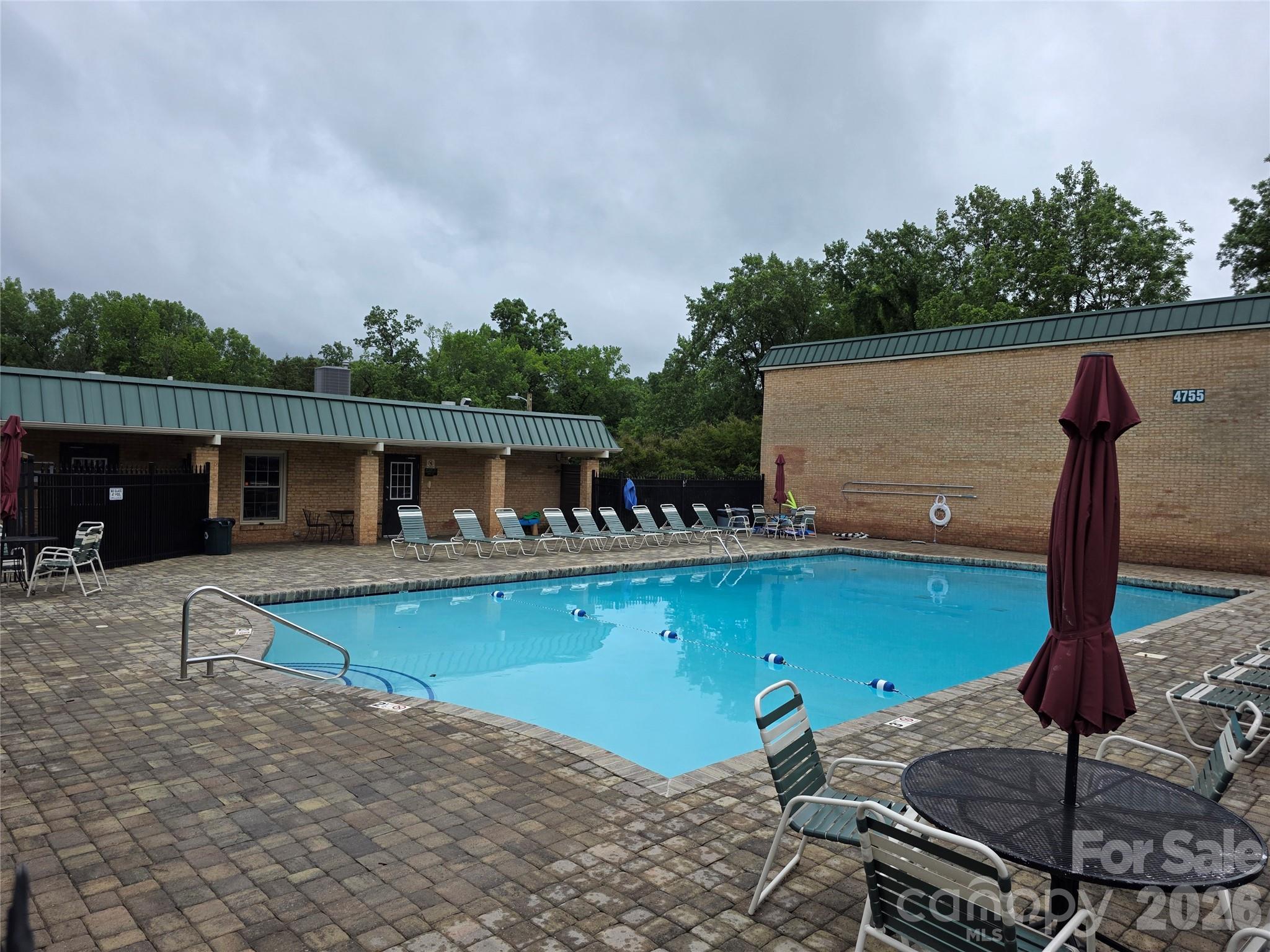 4754 Hedgemore Drive Charlotte NC 28209