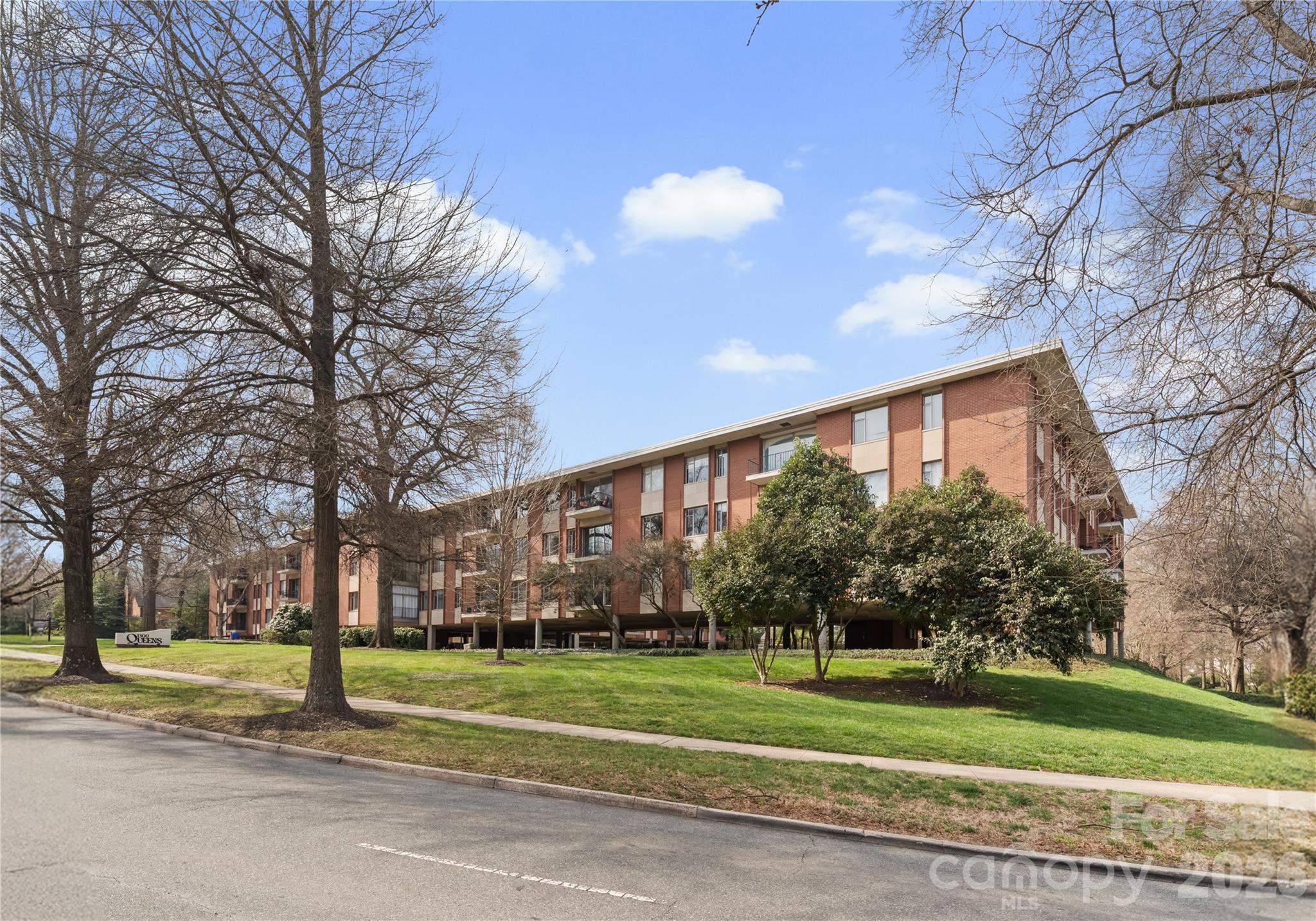 1300 Queens Road Charlotte NC 28207