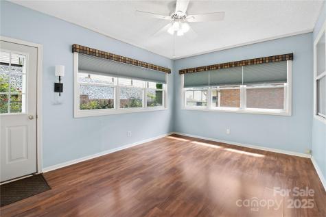 129 Exeter Court Hendersonville NC 28791