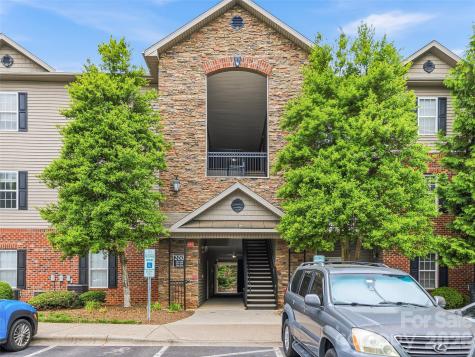 221 Appeldoorn Circle Asheville NC 28803