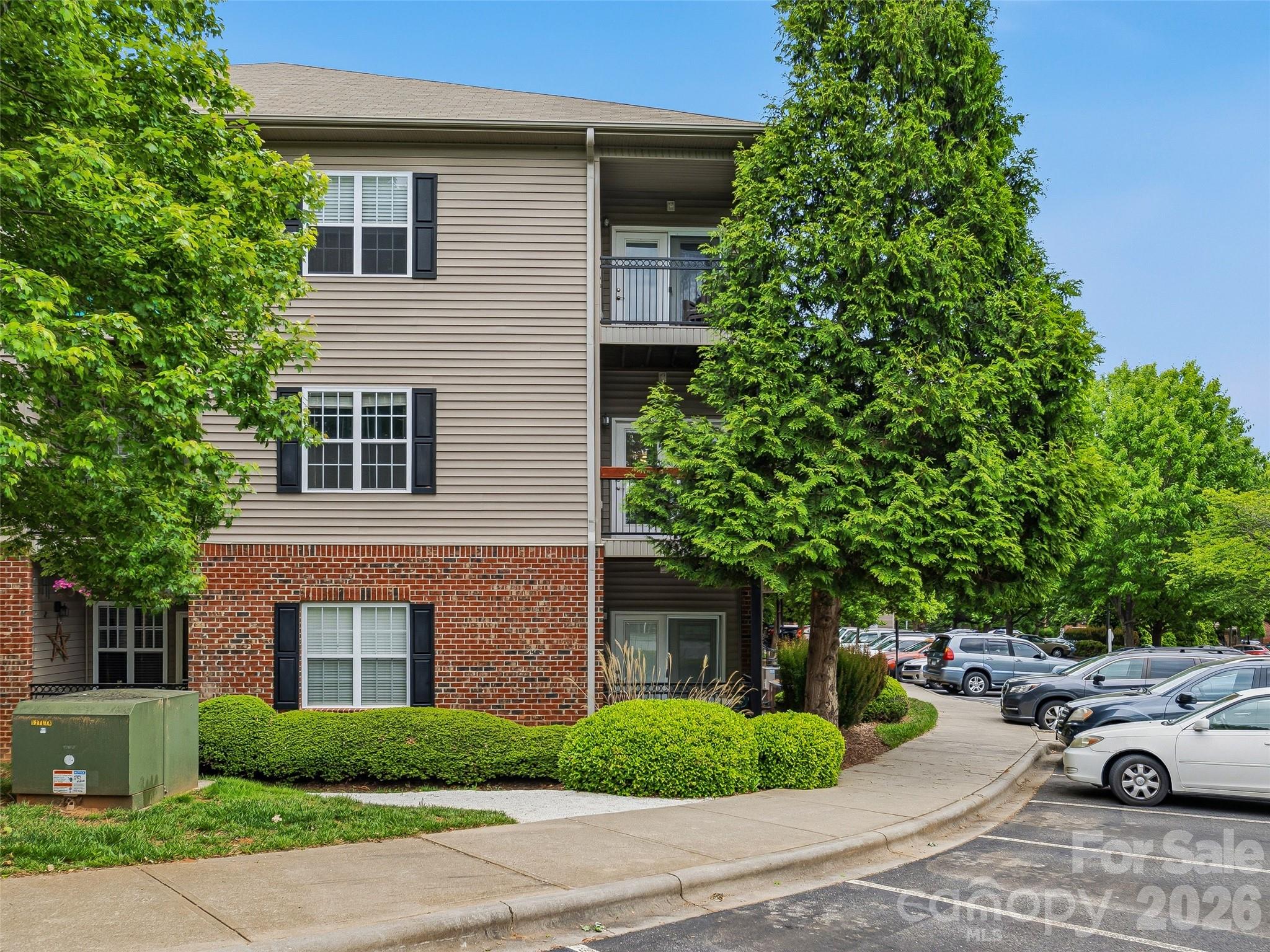 221 Appeldoorn Circle Asheville NC 28803