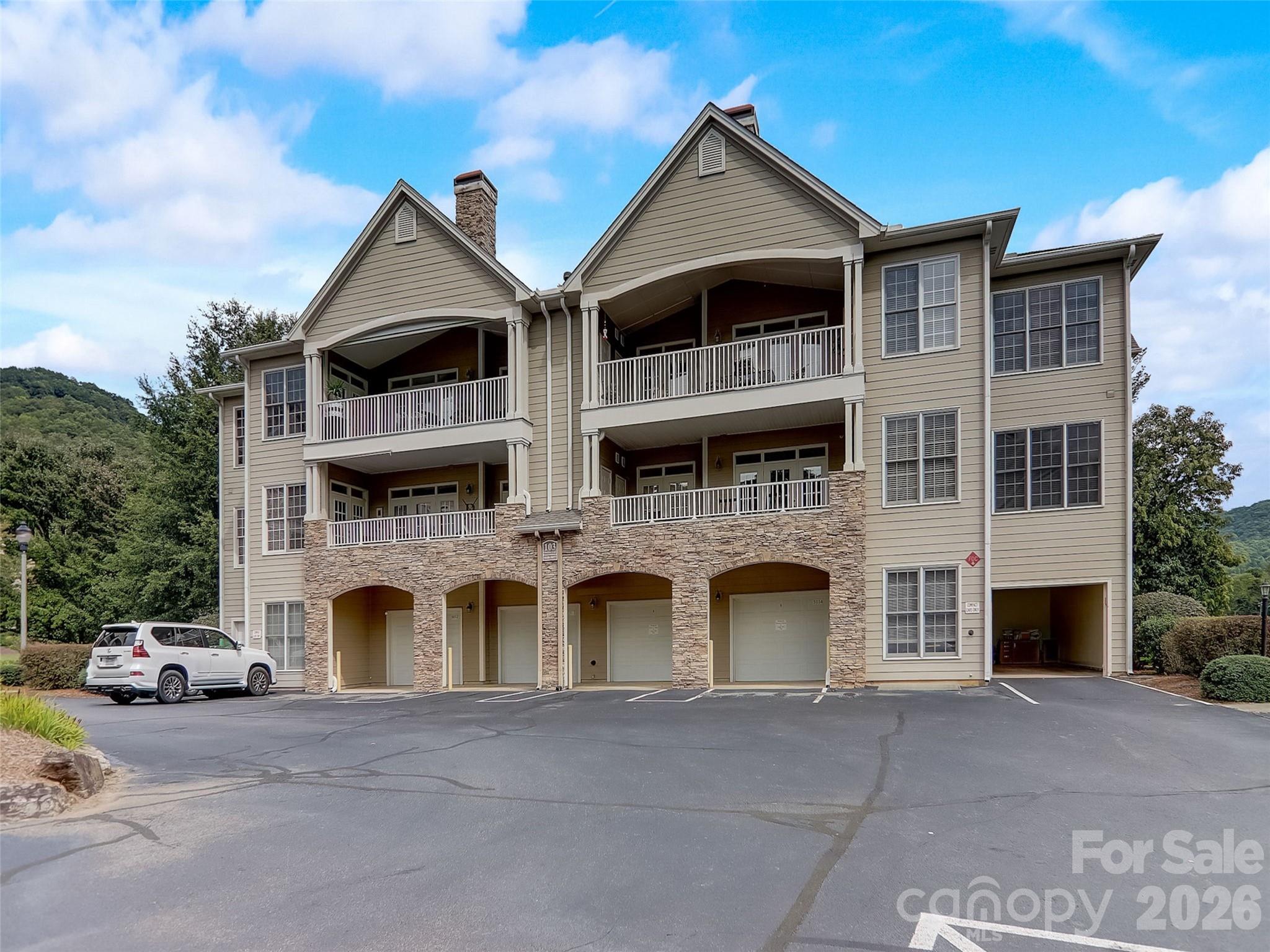 103 Glenview Lane Maggie Valley NC 28751