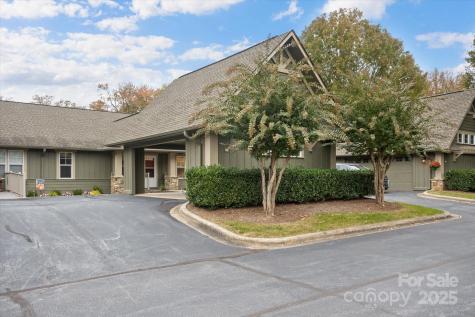 102 Fox Den Court Hendersonville NC 28792