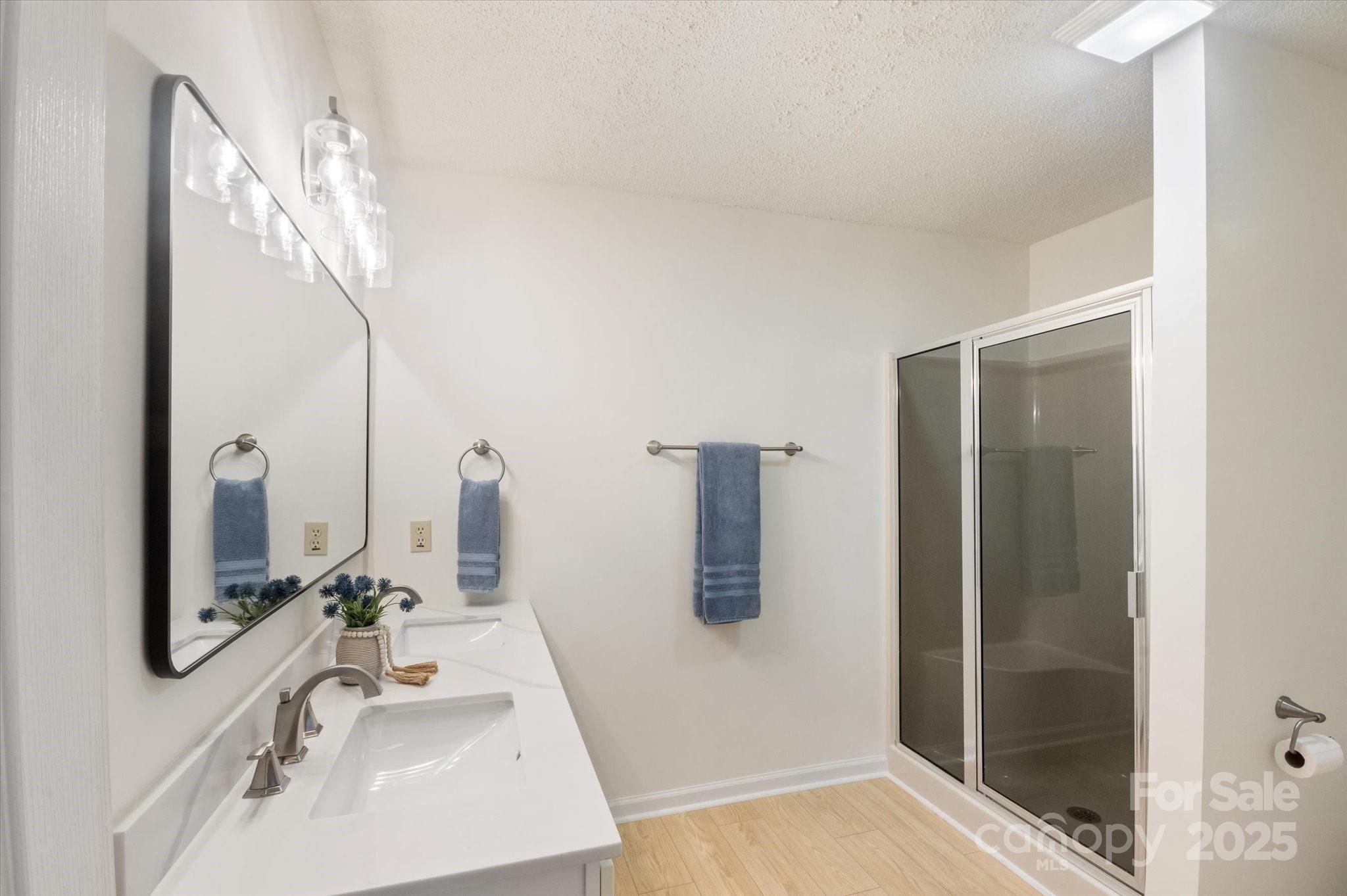 102 Fox Den Court Hendersonville NC 28792