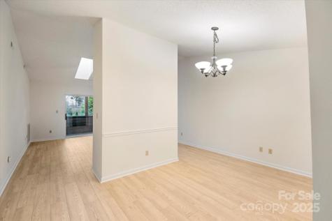 102 Fox Den Court Hendersonville NC 28792