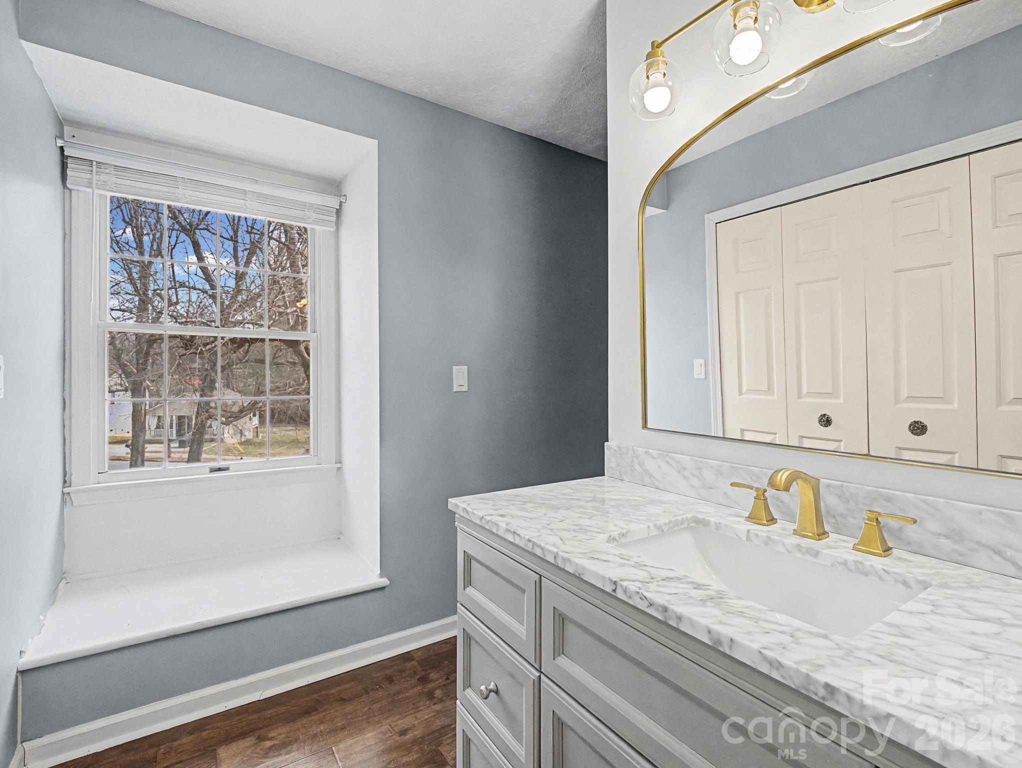 1409 Kensington Road Hendersonville NC 28791
