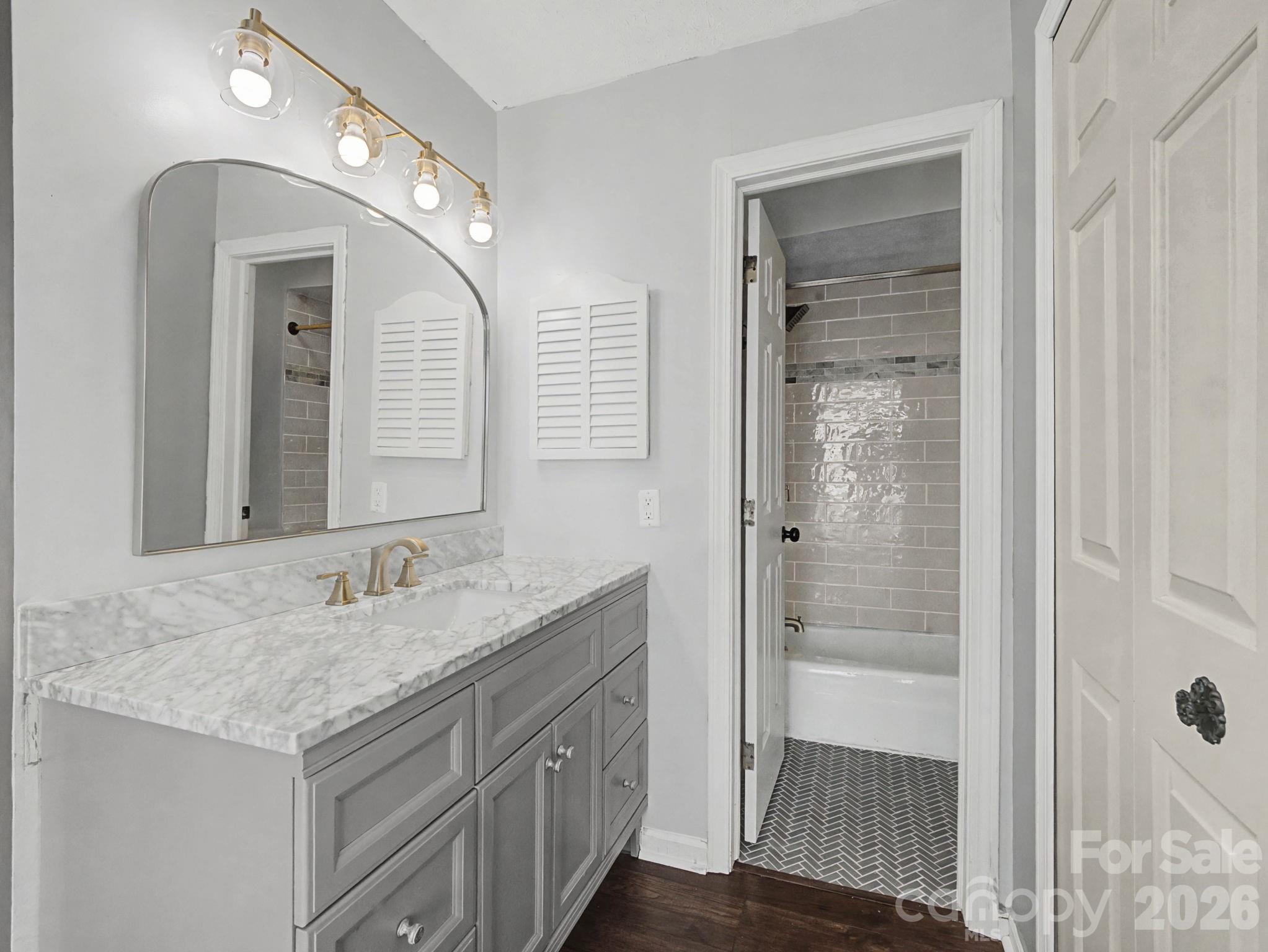 1409 Kensington Road Hendersonville NC 28791