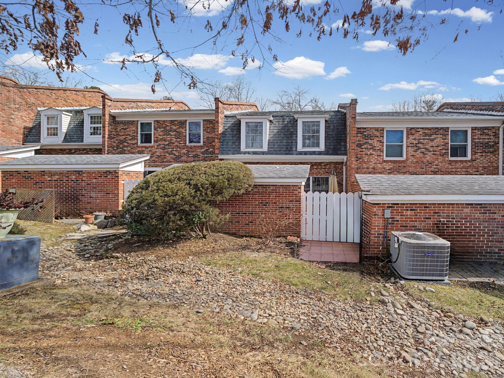 1409 Kensington Road Hendersonville NC 28791
