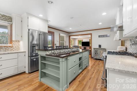 1098 Greenfield Road Walnut Cove NC 27052