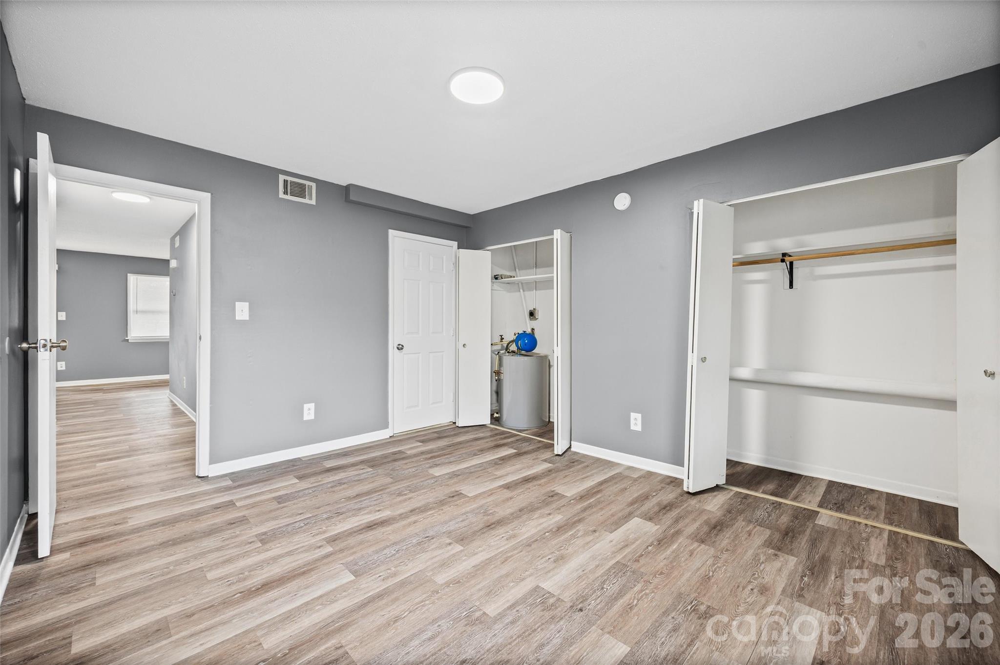 9119 Spyglass Place Charlotte NC 28214
