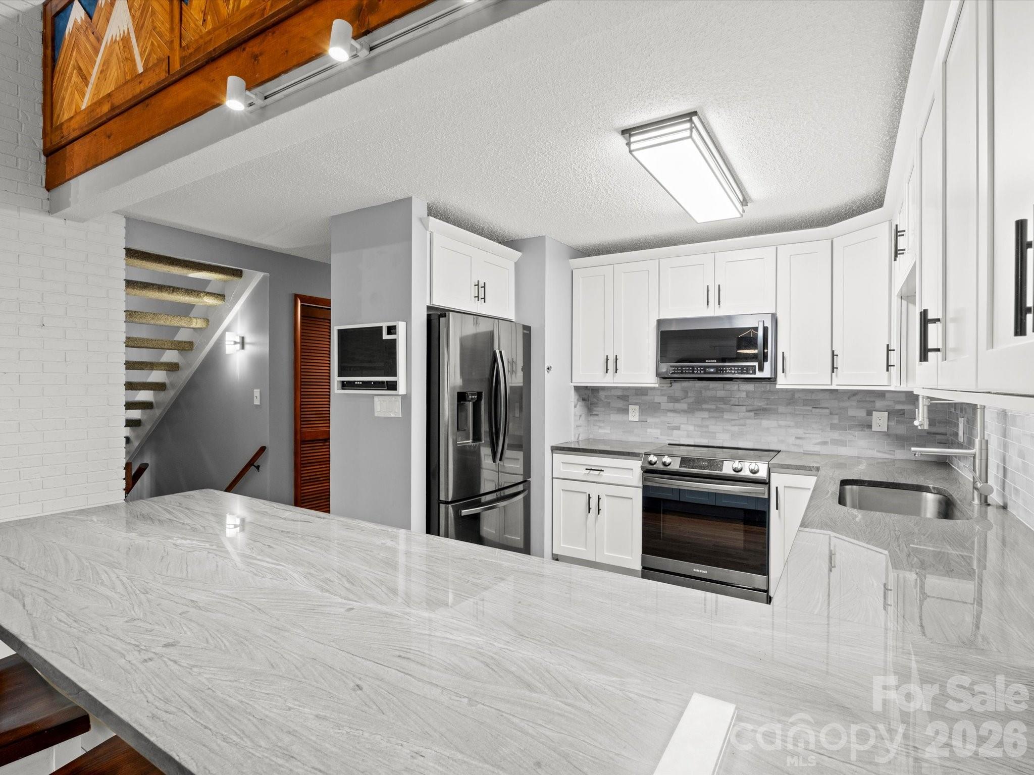 504 Woodfield Drive Asheville NC 28803