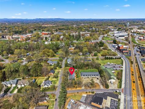 414 7th Street NE Hickory NC 28601