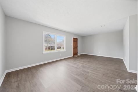414 7th Street NE Hickory NC 28601